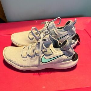 Nike Flex White and Teal Athletic Shoes
